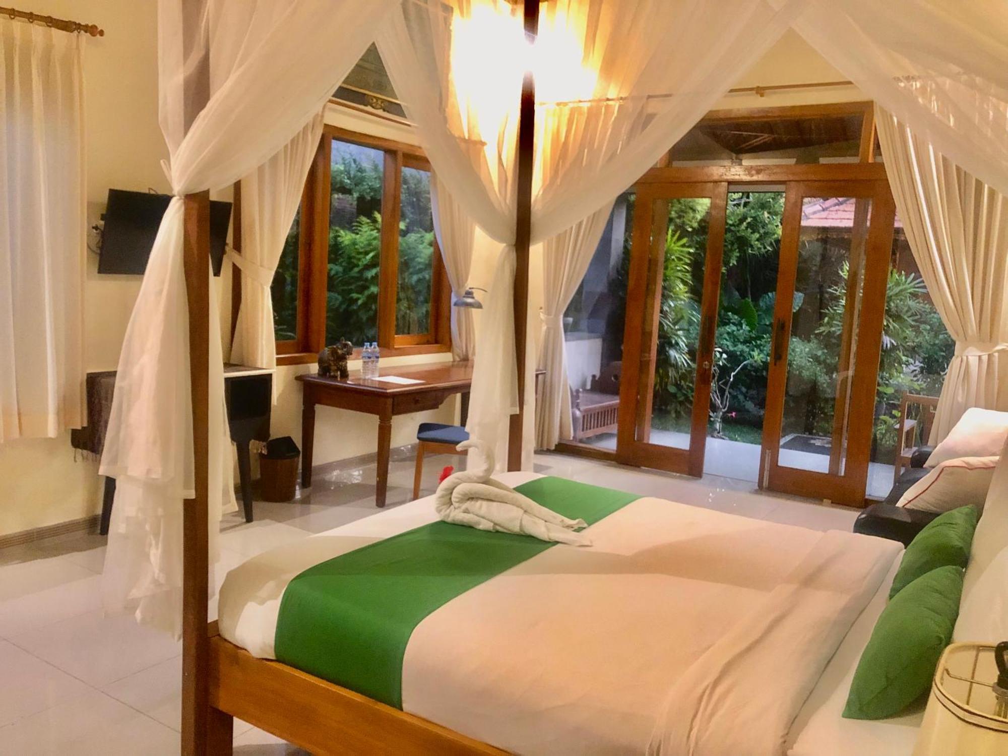 Graha Madesimon Hotel Ketewel Exterior foto