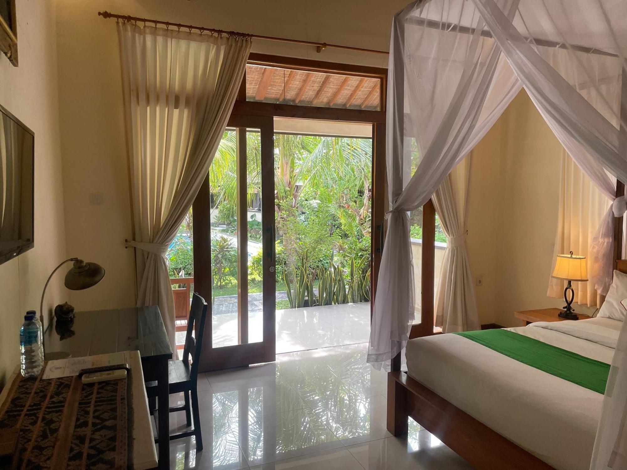 Graha Madesimon Hotel Ketewel Exterior foto