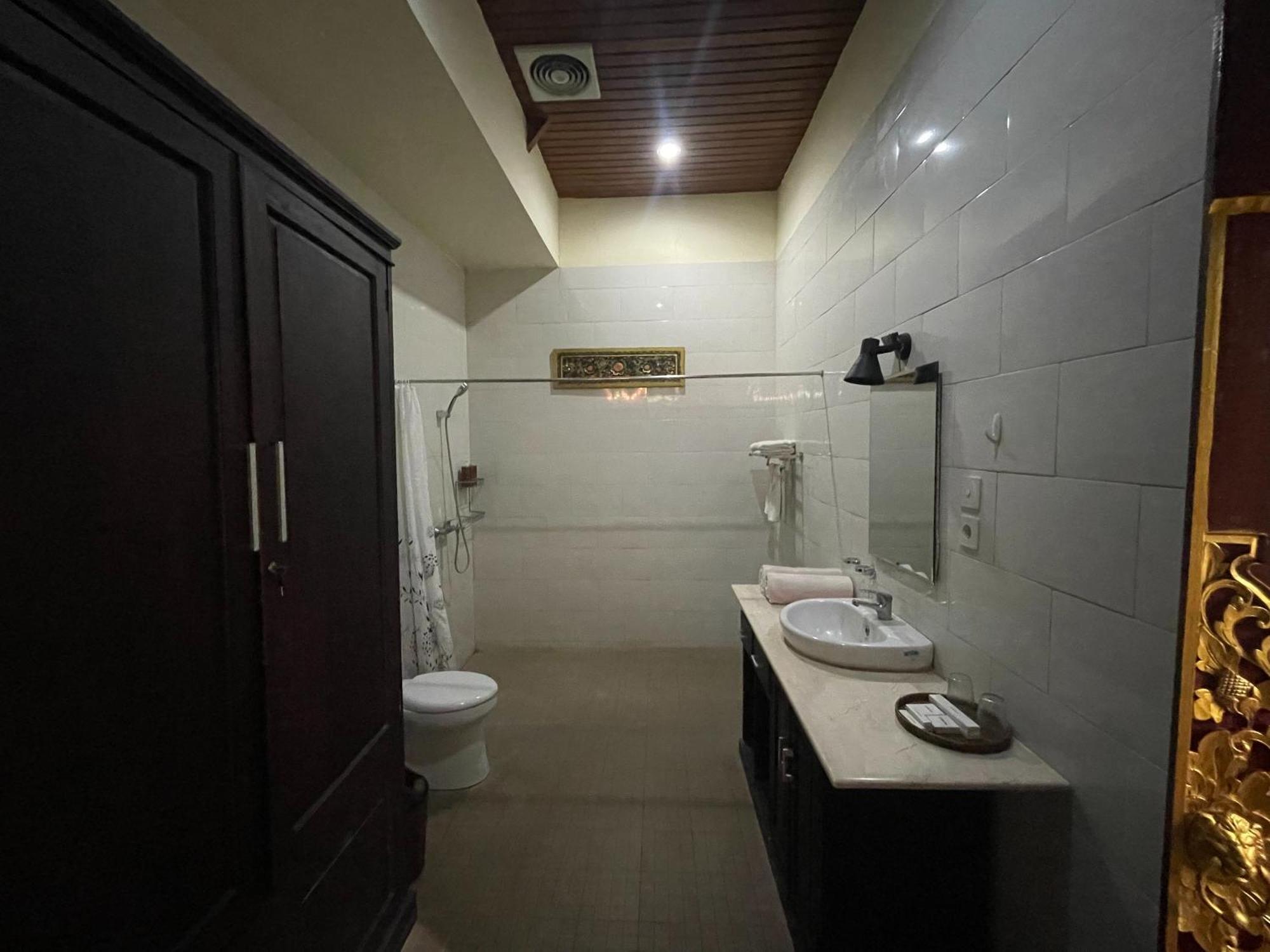 Graha Madesimon Hotel Ketewel Exterior foto